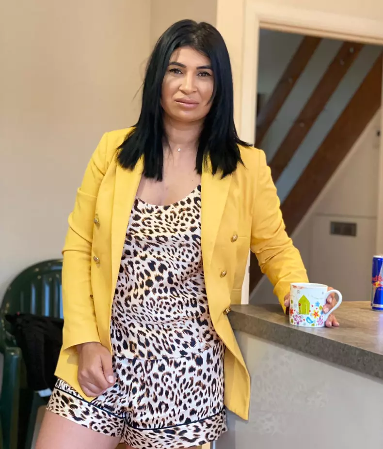 Ramona-de-la-Clejani-a-divortat-1