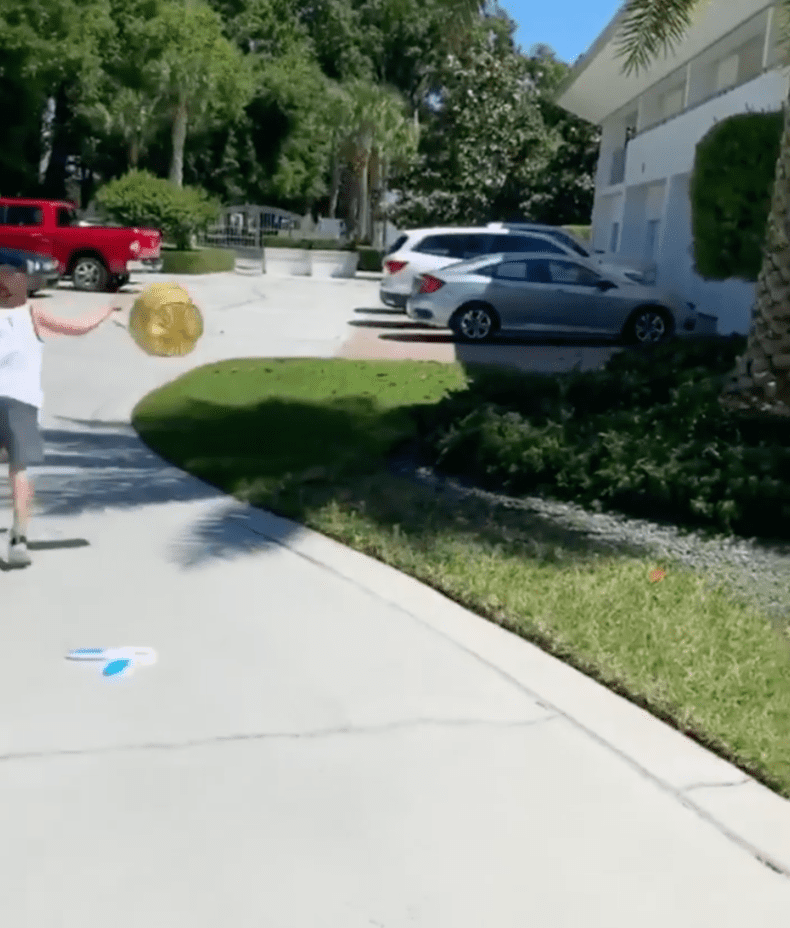 Imagini-din-locuinta-de-lux-a-lui-John-Travolta-1