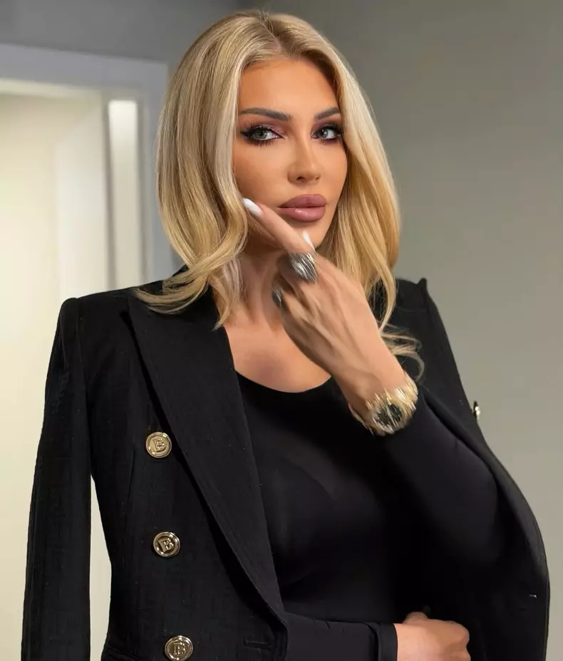 alina-3 (2)