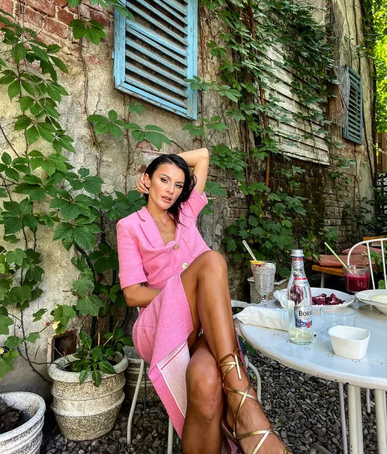 concurente-Bravo-ai-stil-1