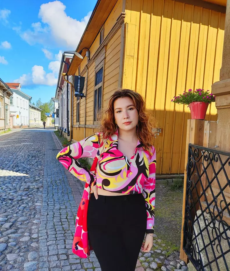 Cum-arata-Daria-fiica-Narcisei-Suciu.-Are-23-de-ani-si-traieste-in-Finlanda-4