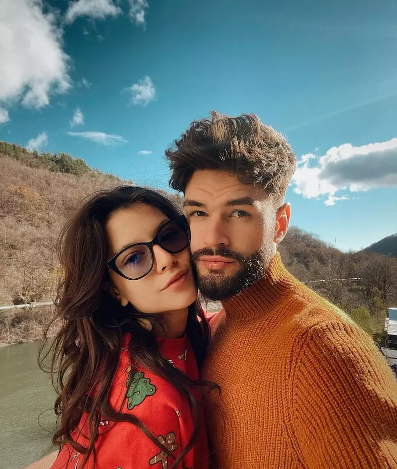 Unde-vor-merge-in-vacanta-Cleopatra-Stratan-si-Edward-Sanda-3