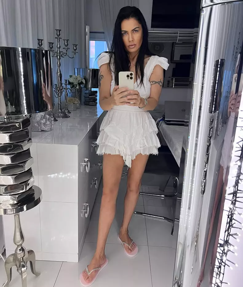 Oana Zăvoranu (10)