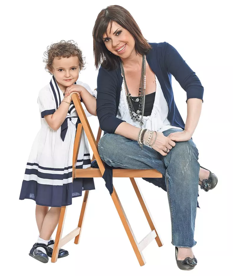 Luminiţa Anghel a adoptat o fetiţă, Măriuca