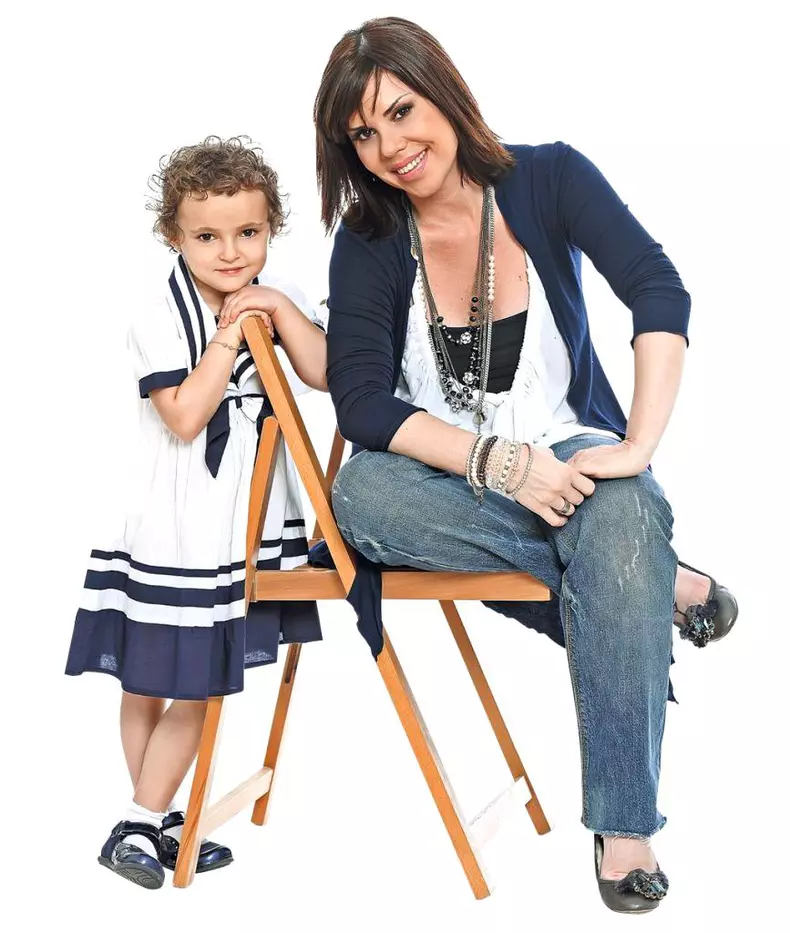 4-5-Luminita-Anghel-Mariuca-867x1024