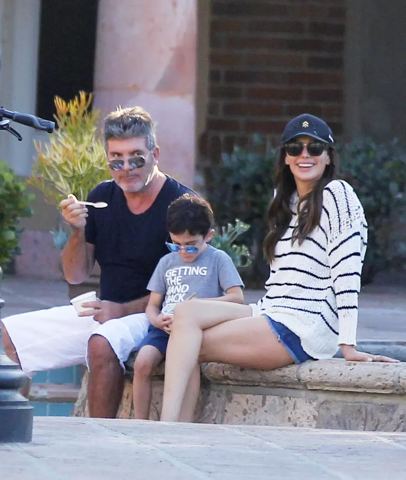 Simon-Cowell-Lauren-Silverman-hepta_3855453
