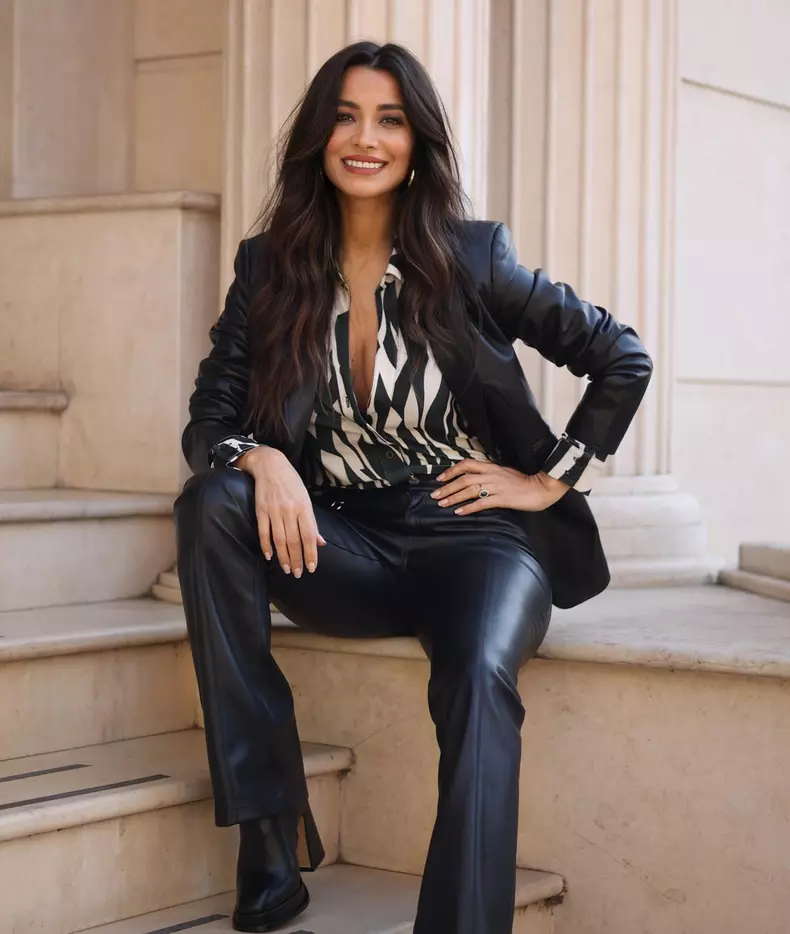 lili sandu 876