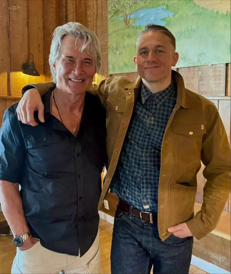 richard-norton-cu-charlie-hunnam