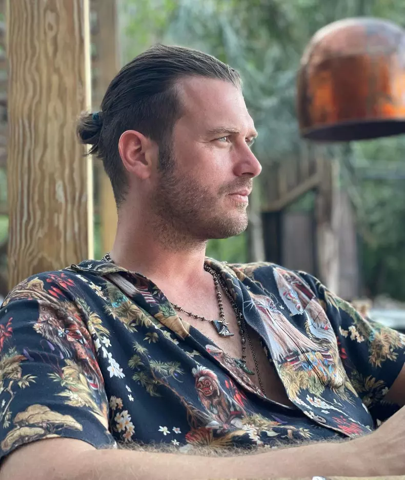 Kivanc-Tatlitug-va-deveni-tata.-Sotia-lui-Basak-Dizer-este-insarcinata-5