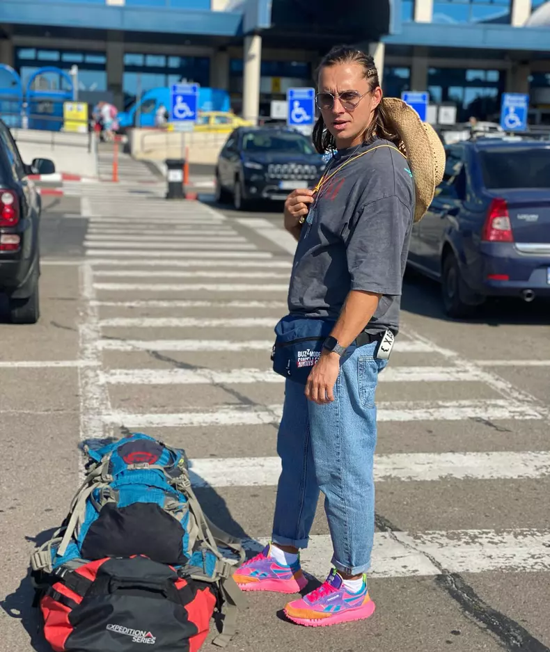 cine-este-sebastian-cotofana-8