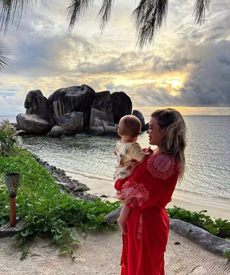 Gina-PISTOL-SI-FIICA-EI