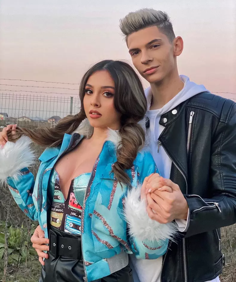 bibi-si-antonio-pican-s-au-despartit-dupa-doi-ani-de-relatie-mesajul-postat-de-cantareata_3