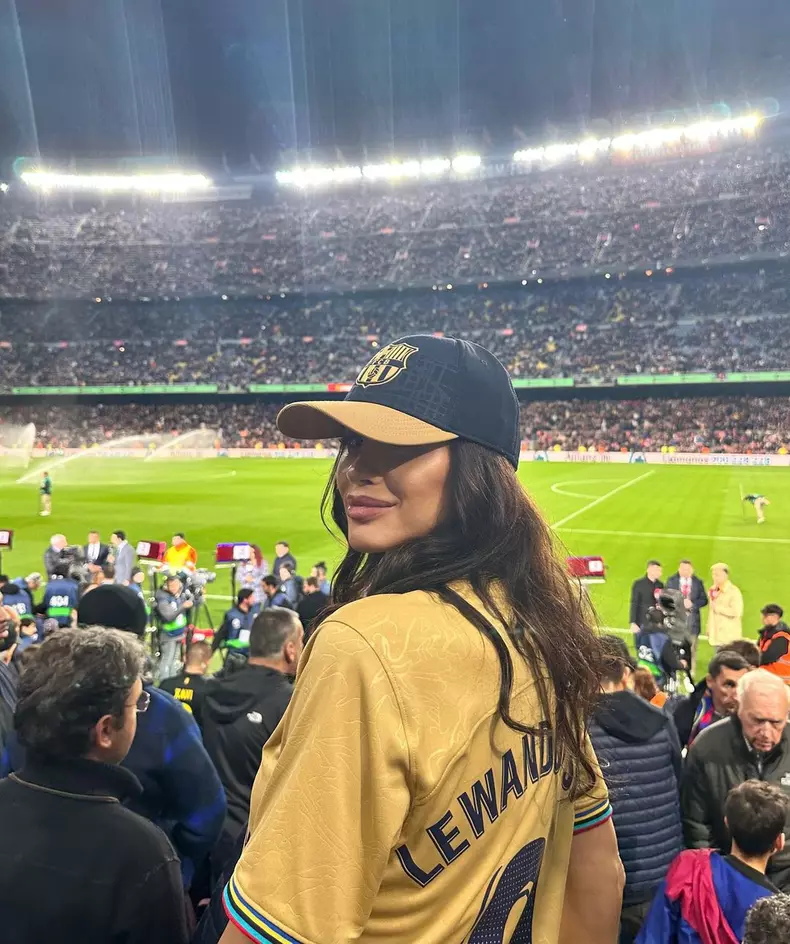 geanina-ilies-si-patrik-fotbal-2