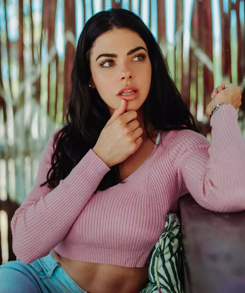 livia-brito-274941853_2700886950056277_3849447823228130589_n