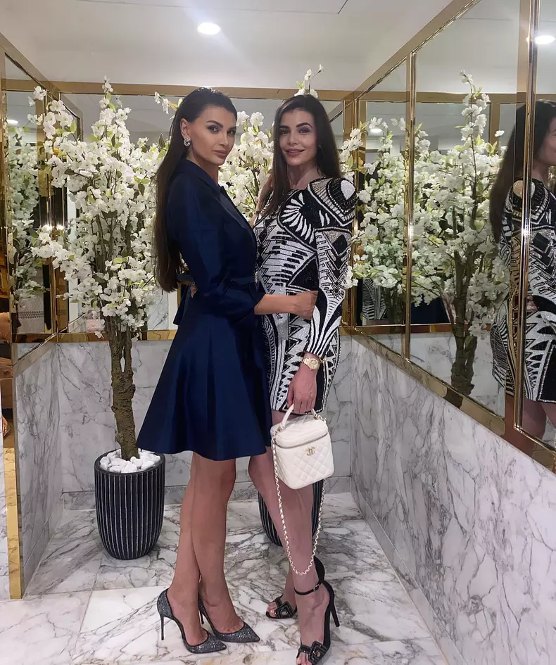 Ramona și Monica Gabor (4)
