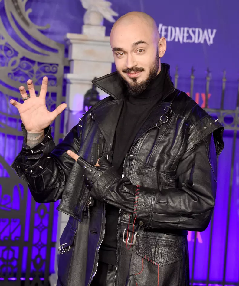 MV5BYmJiMWIxNDUtNTI3NS00N2Q0LTkxNjEtOTg4ZDBiOTA1ODVlXkEyXkFqcGdeQXVyMTEyMjM2NDc2._V1_