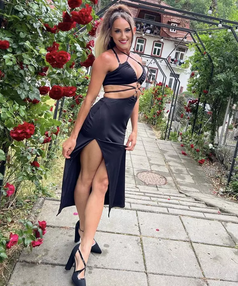 sindy rochie