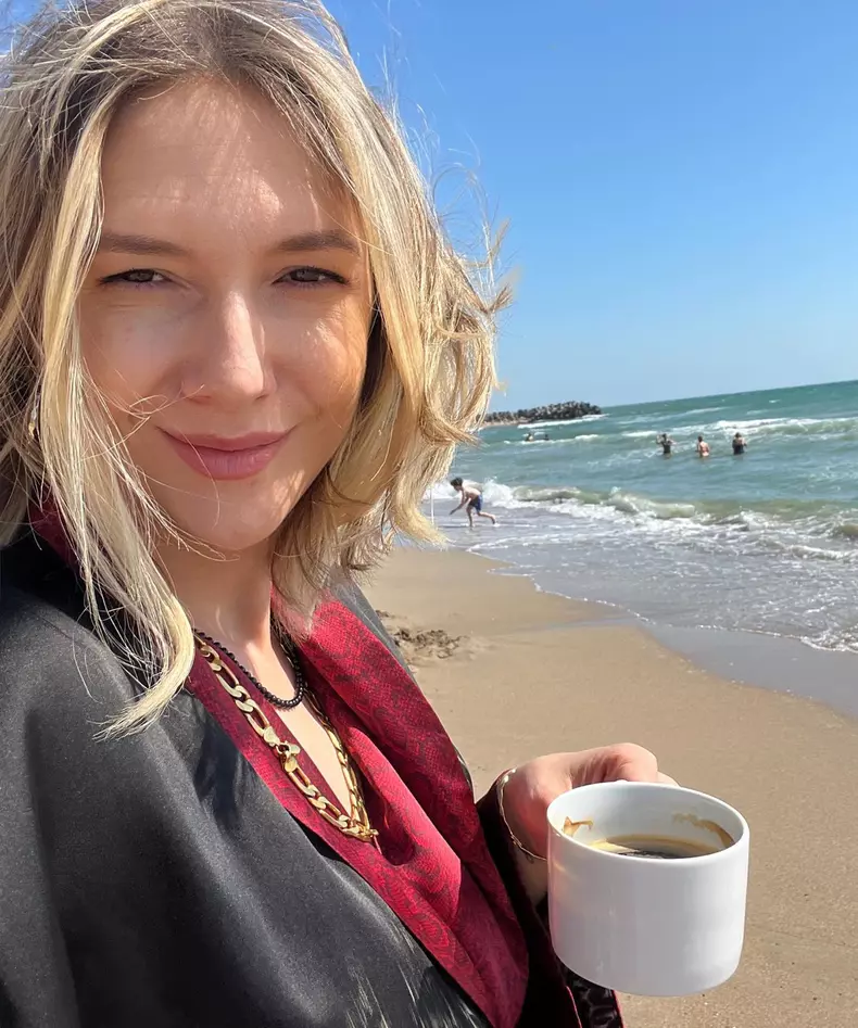 adela-popescu-2.4.-1