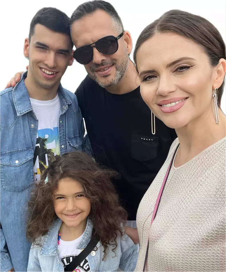 Cristina Siscanu Madalin Ionescu 4