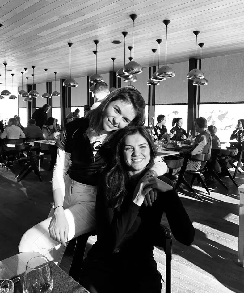 Malvina Cservenschi și Andreea Copu