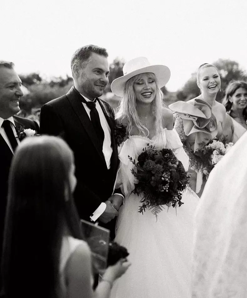 alina-ceusan-mesaj-pentru-sotul-ei-nunta-4