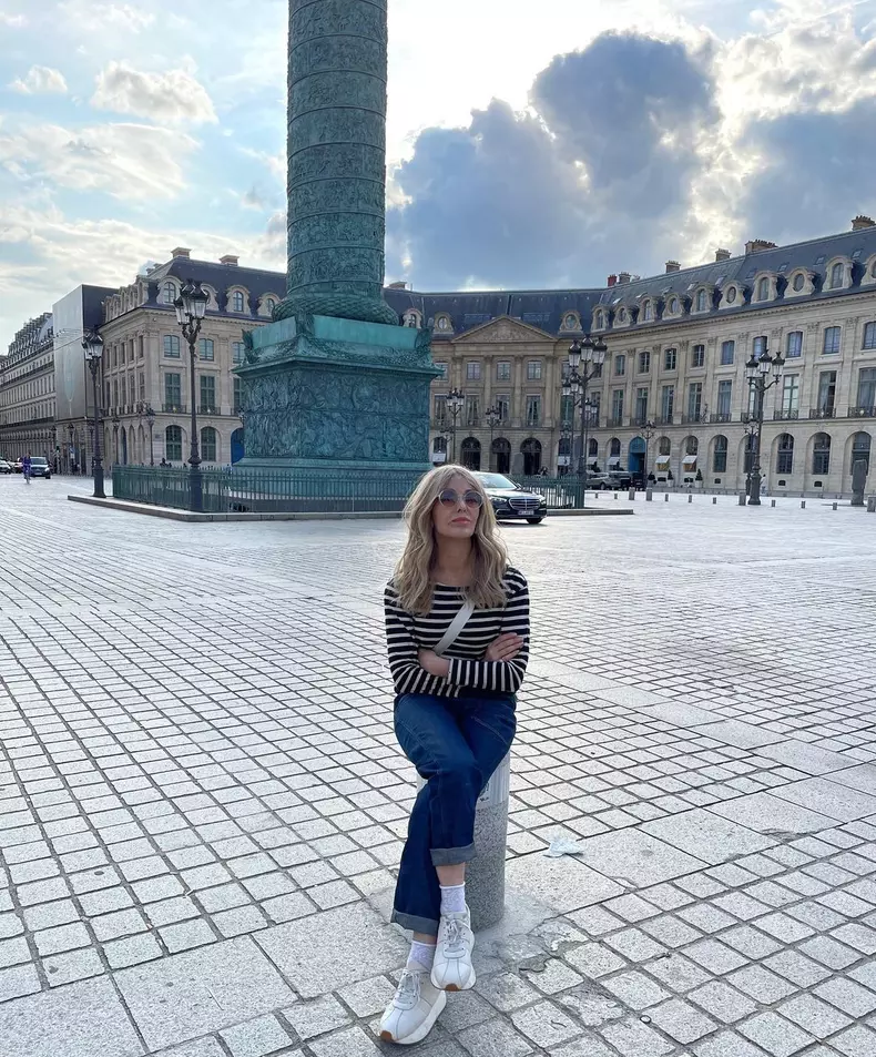 Cine-este-Zerrin-Tekindor-Vuslat-din-serialul-„Doctorul-minune-9