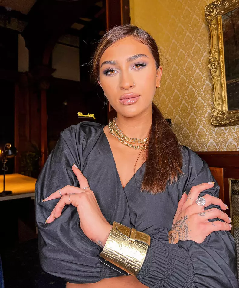 Yasmin Awad (5)
