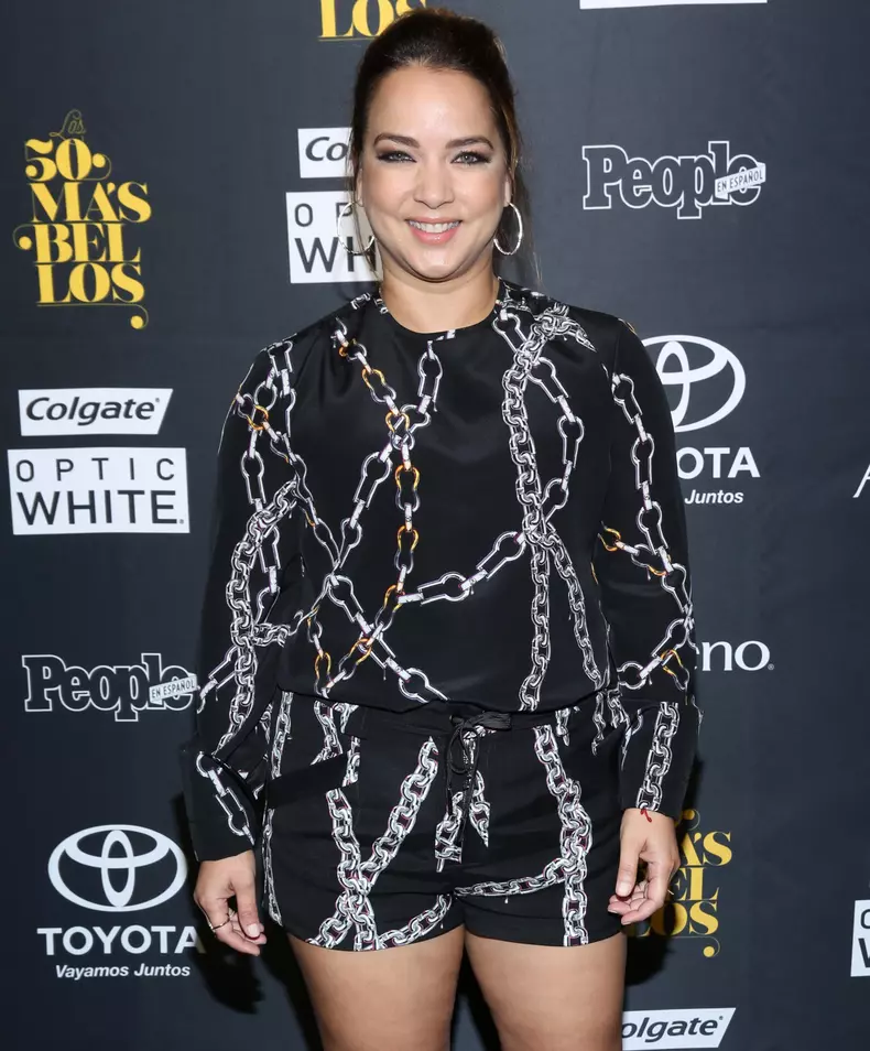 adamari-lopez-2016