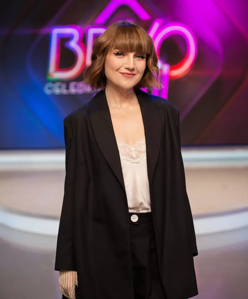 Alexandra Ungureanu la Bravo, ai stil! Celebrities_Kanal D