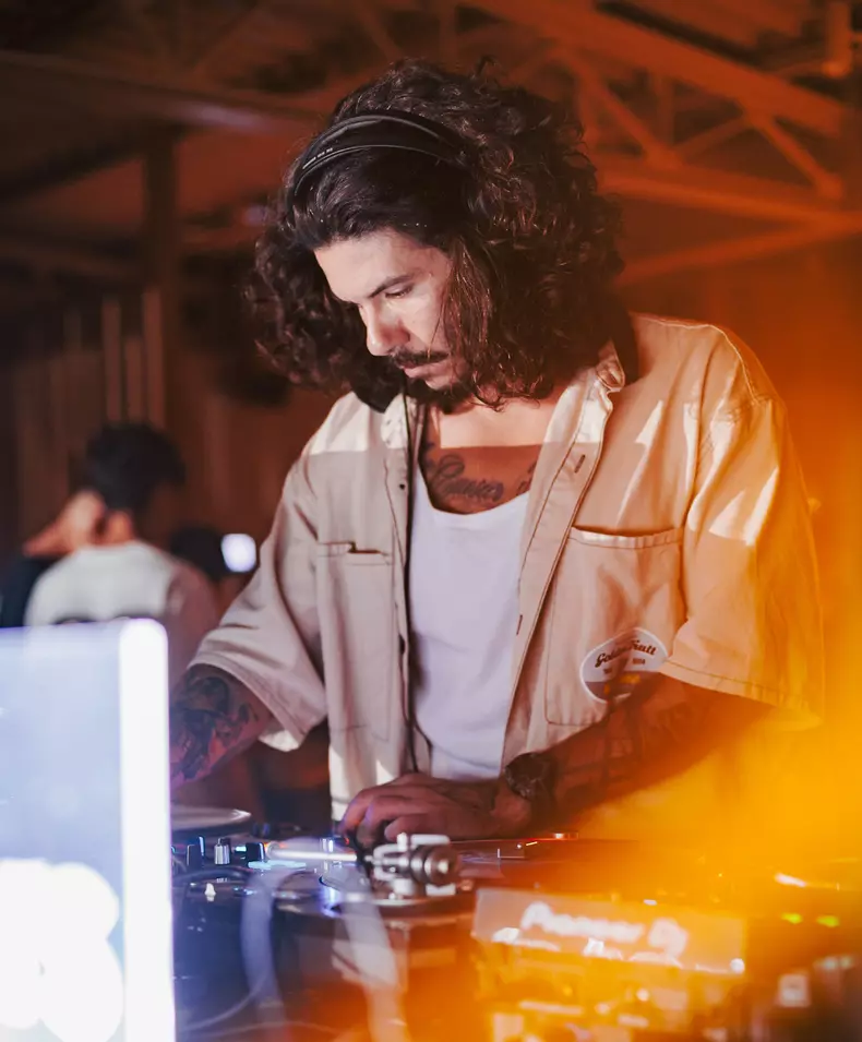DJ Cesar