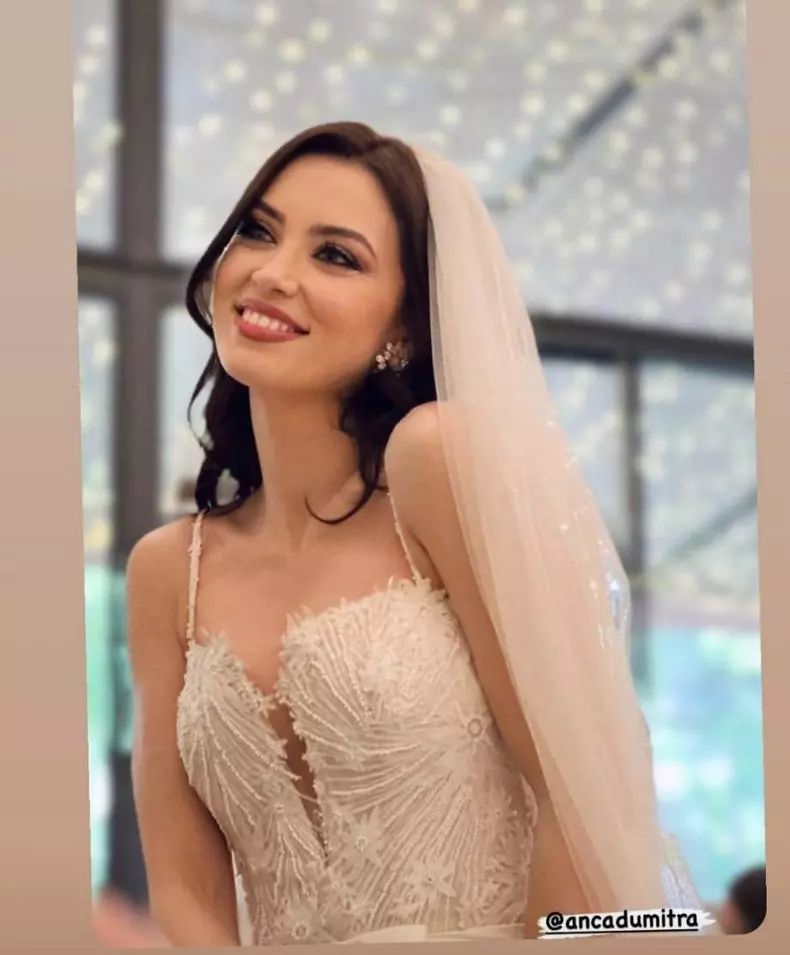 Anca Dumitra, ravisantă în rochia de mireasă. Actrița din „Las Fierbinți” s-a căsătorit religios
