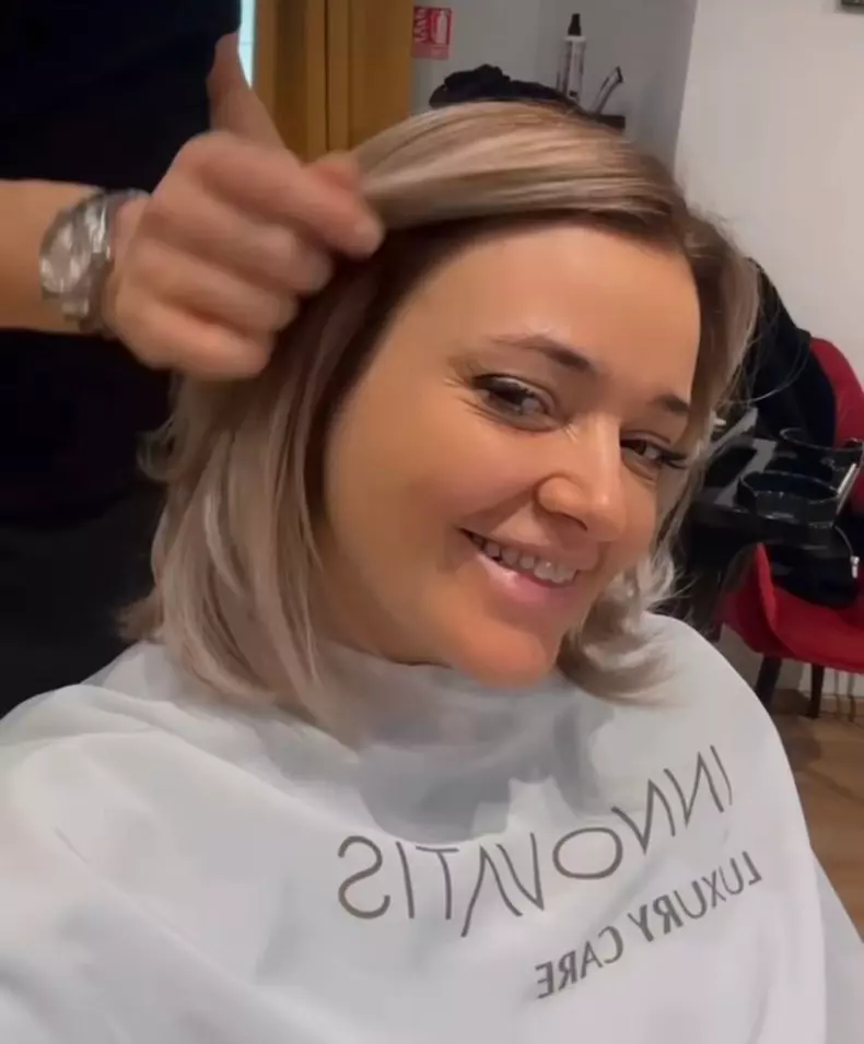 ristina schimvare de look