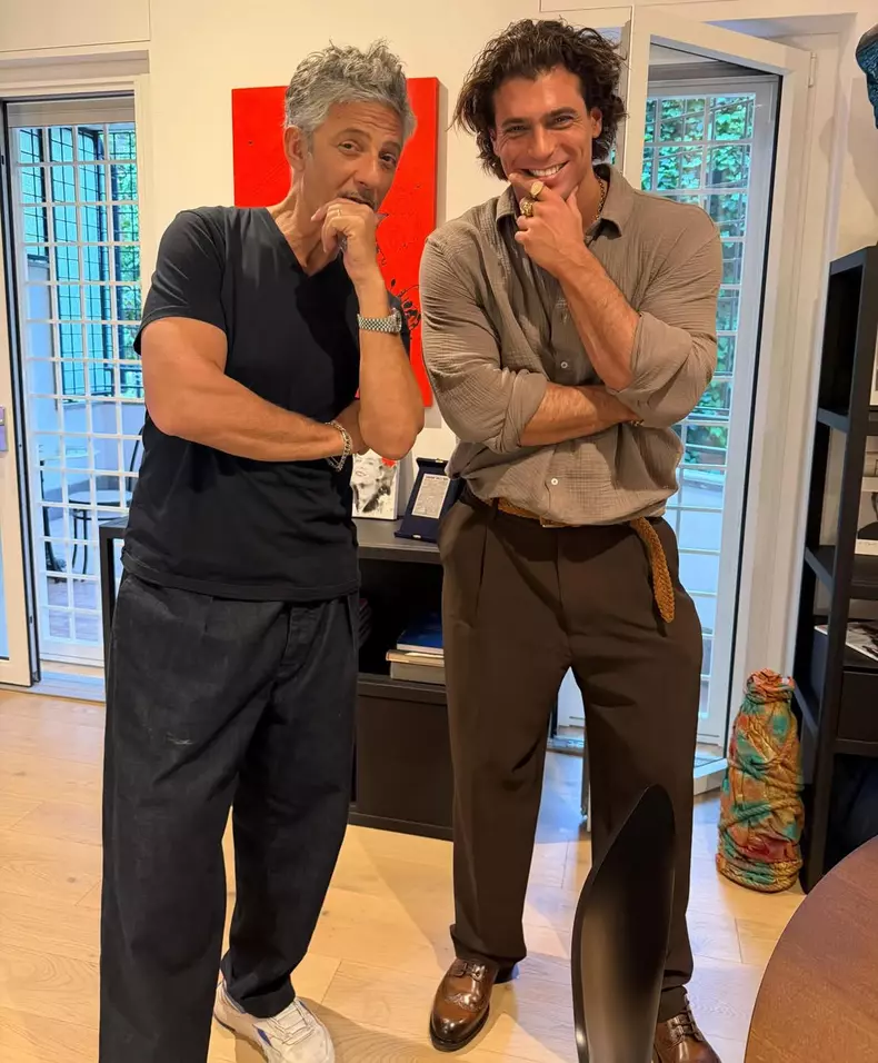 can-yaman-schimbare-radicala-look-barba-rasa (2)