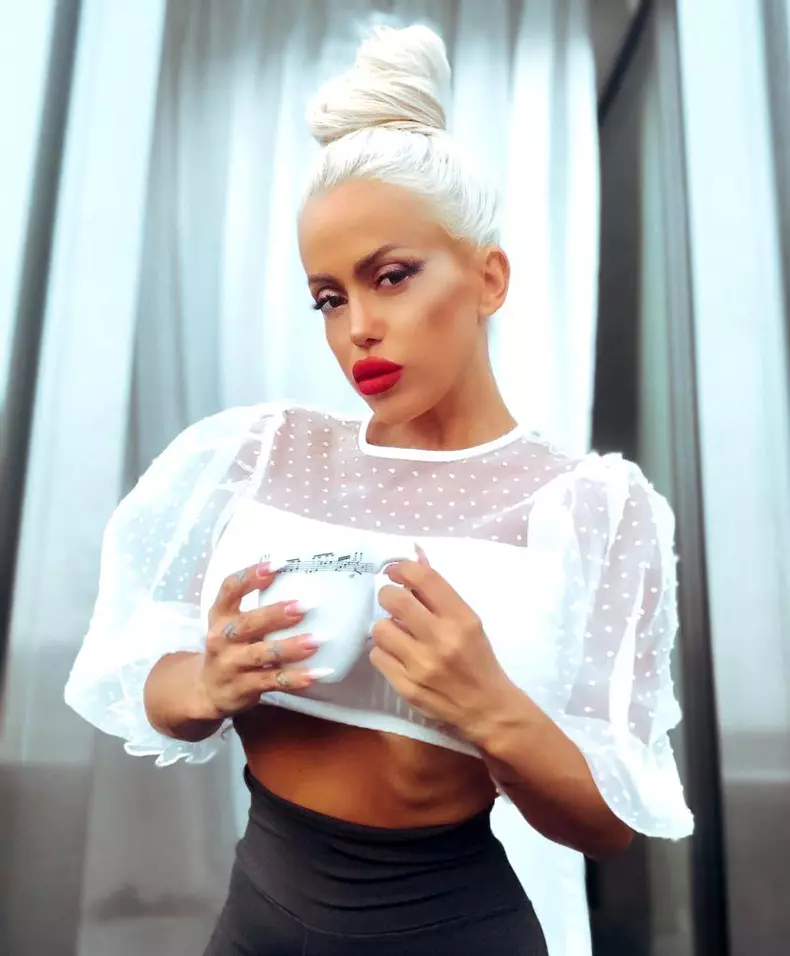 Anda-Adam-8-846x1024-1