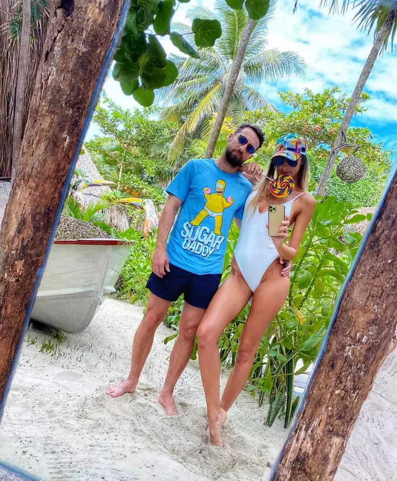 Dani Oțil se însoară cu Gabriela Prisăcariu2