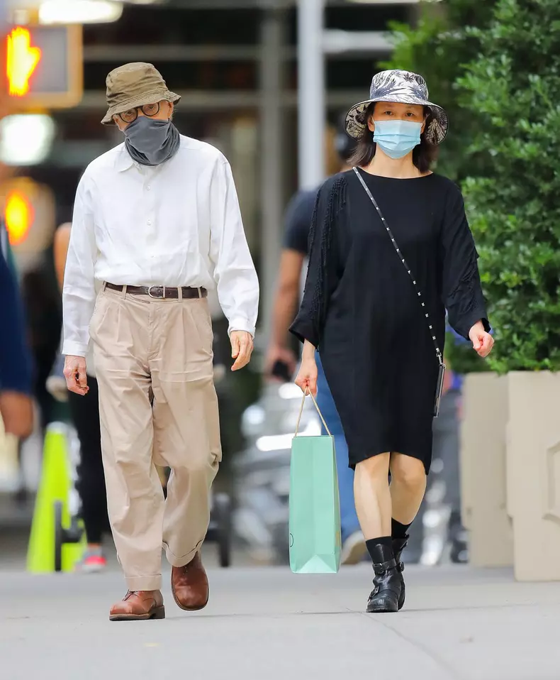 EXCLUSIVE: Woody Allen And Wife Soon-Yi Previn Are Seen Taking A Stroll In New York City