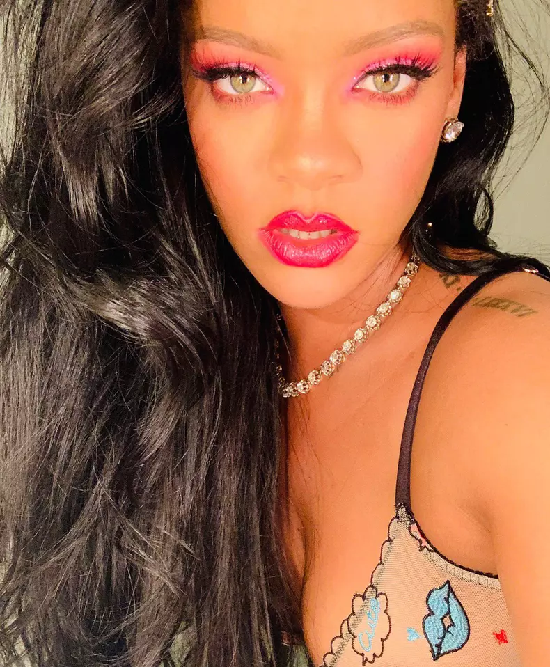 rihanna-6