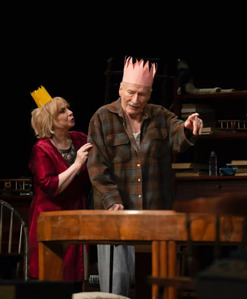 regele-moare-foto-4_40262500