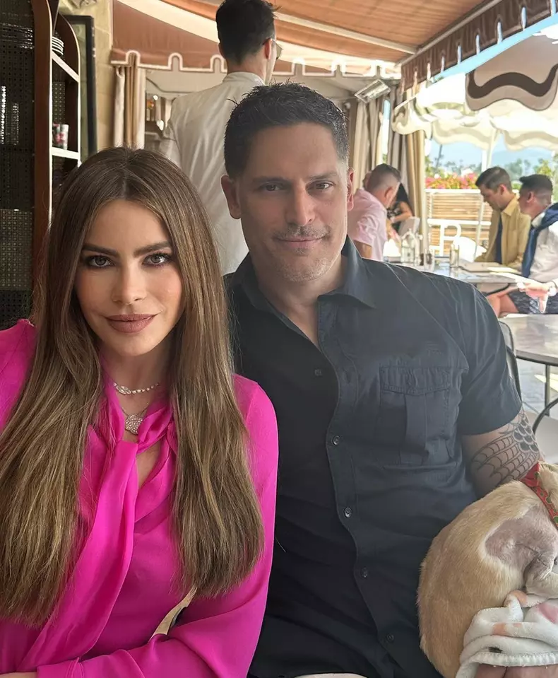 Sofia Vergara și Joe Manganiello au divorțat