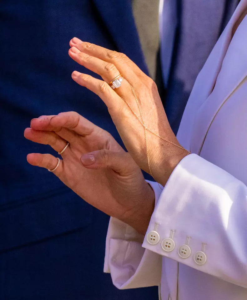 Meghan Markle inel logodnă