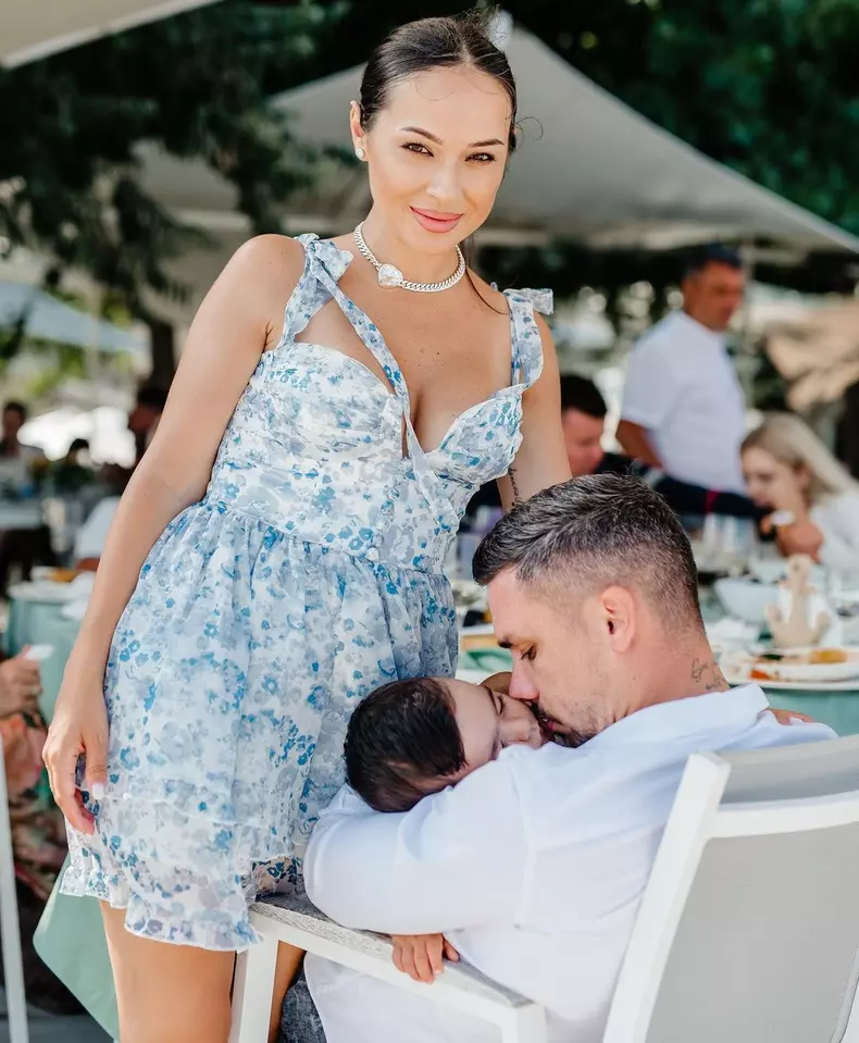 Vlăduța Lupău copil Iair