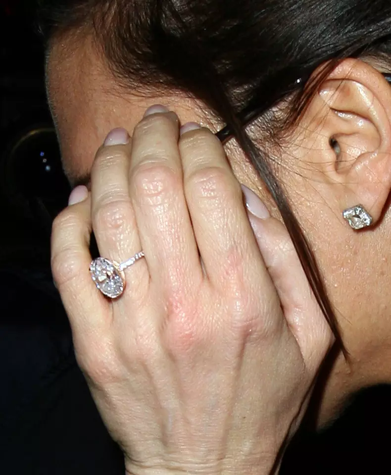 Victoria Beckham inel logodnă 2010