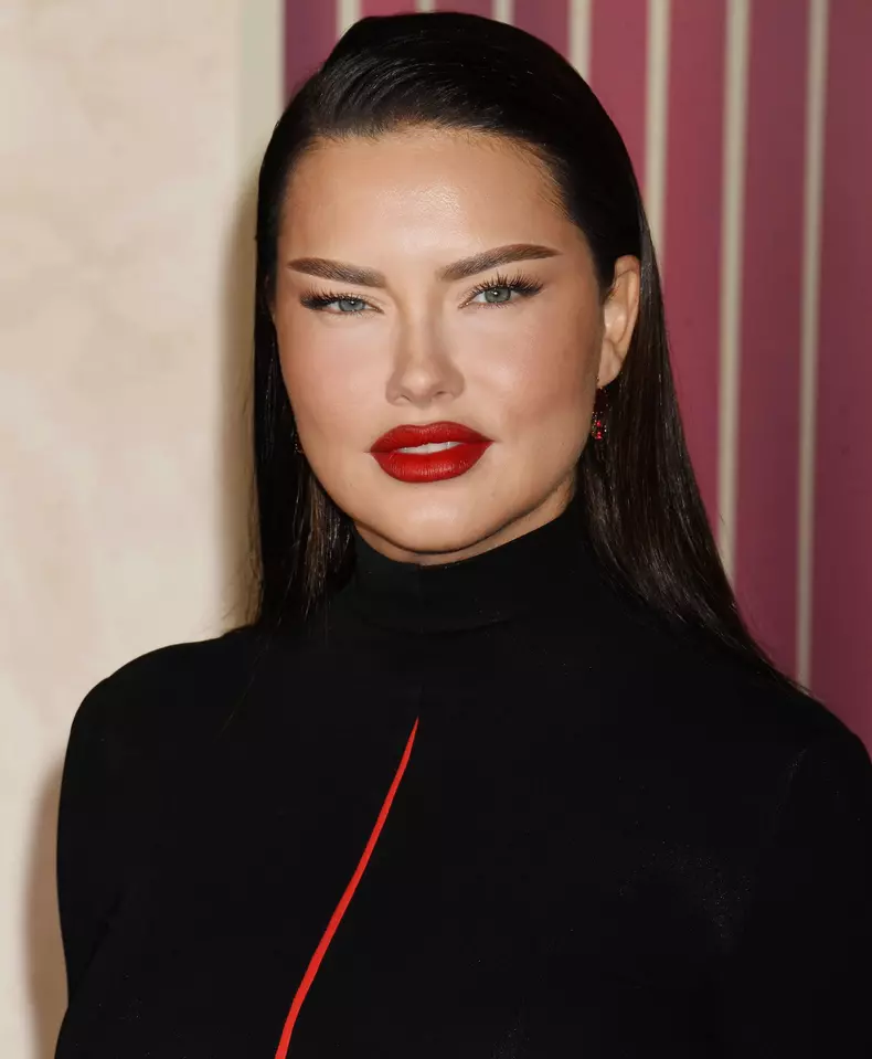 Adriana Lima, noiembrie 2023