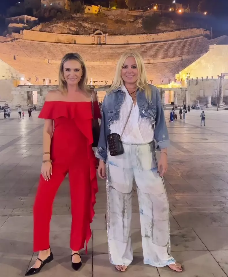 Dana Săvuică și Carmen Negoiță