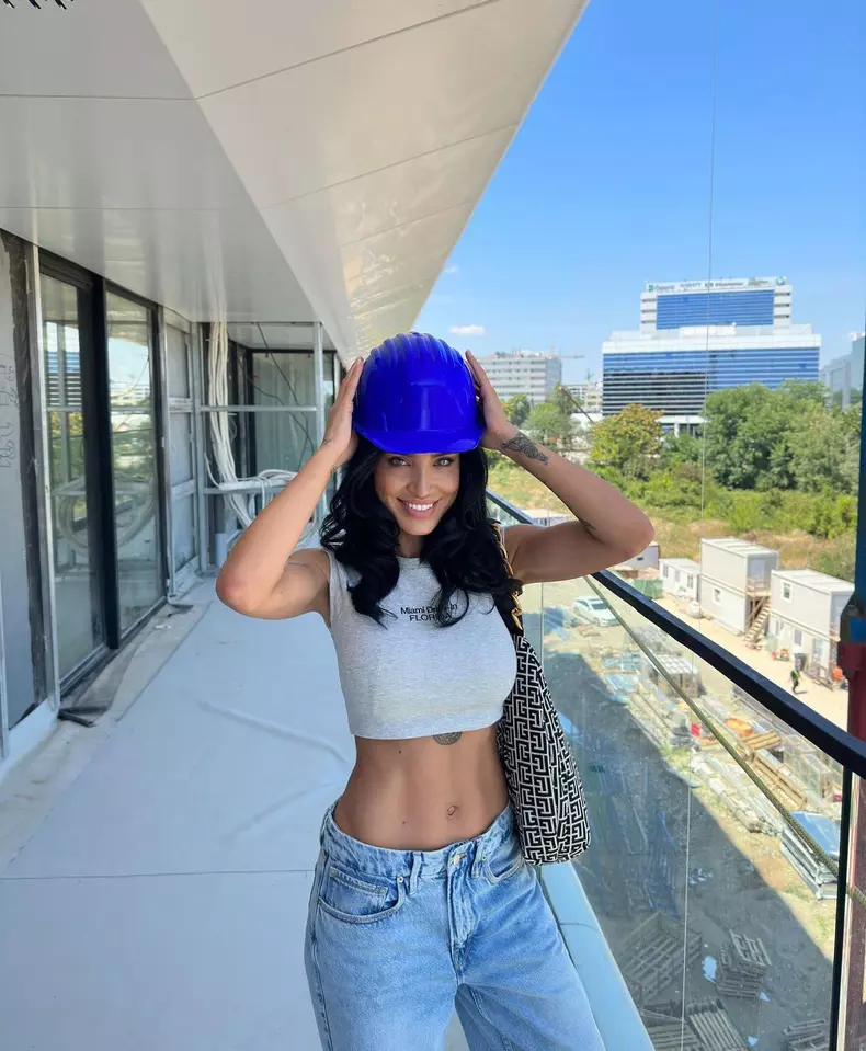 whatsapp-image-2023-07-24-at-12.03.27