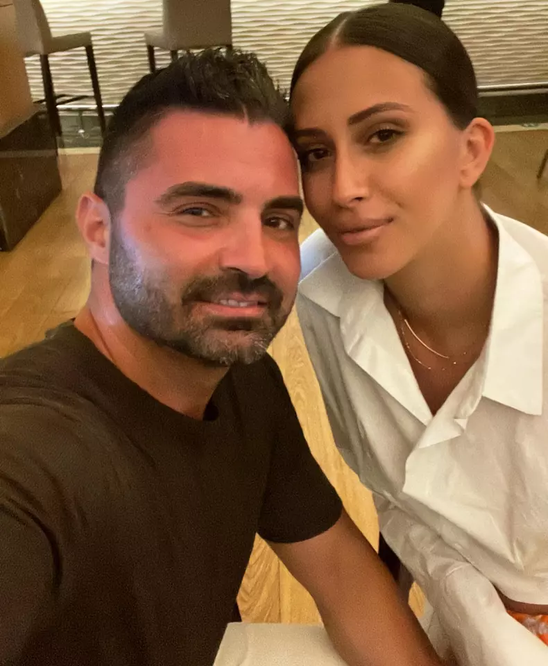 Pepe soție Yasmine vacanță