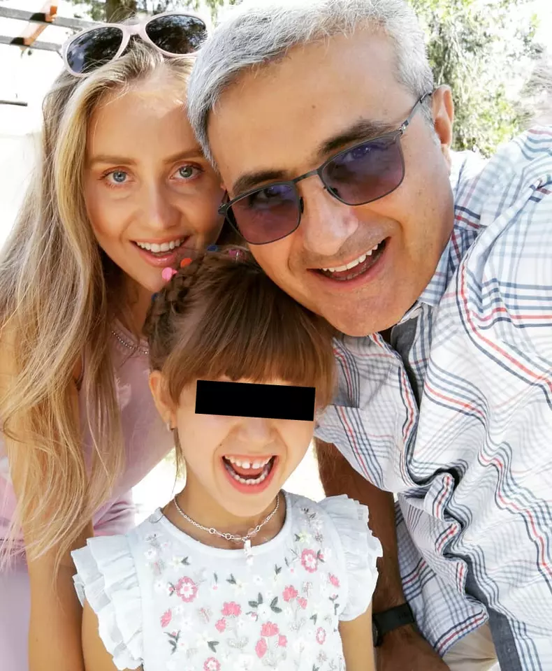 Robert Turcescu Oana Nutu Turcescu fiica Vera Ilinca