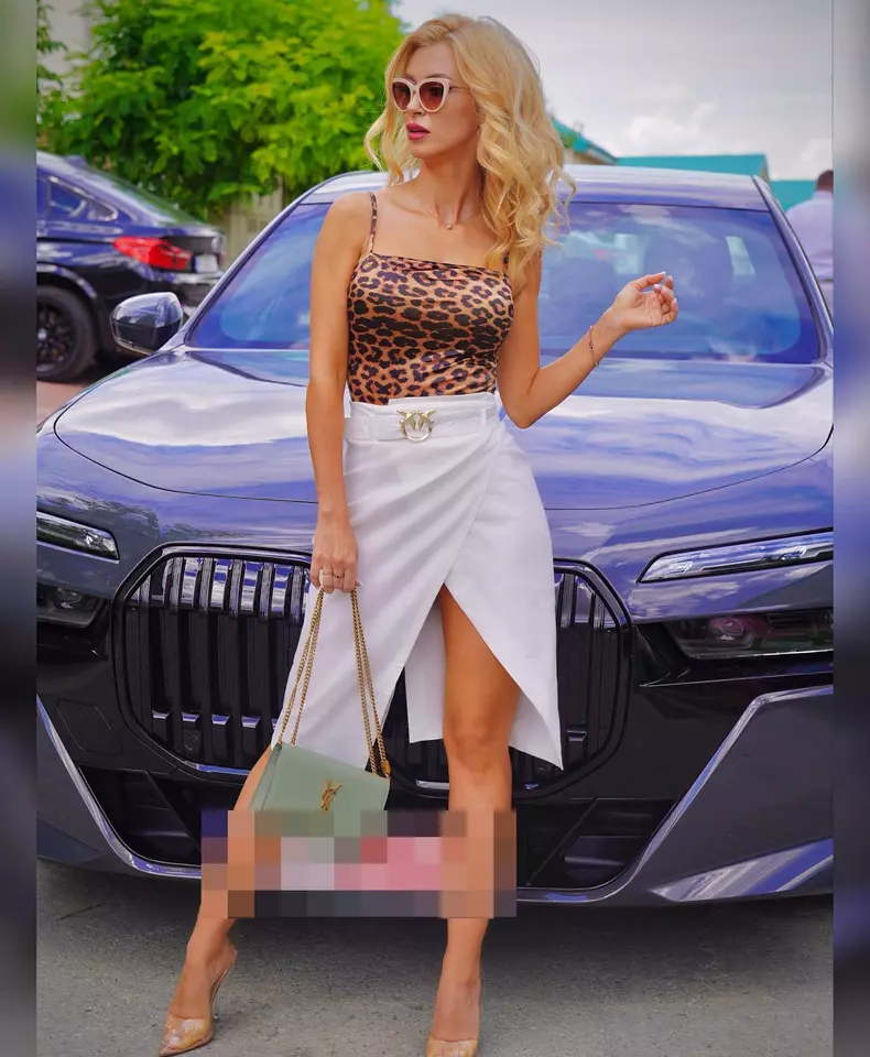 Andreea Bălan mașina