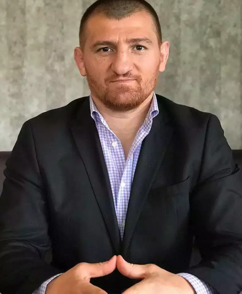 Catalin-Morosanu-6-1