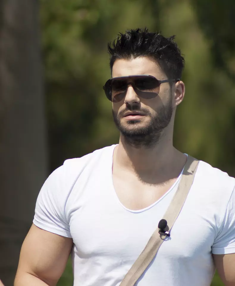 Andy, ispita la Insula Iubirii